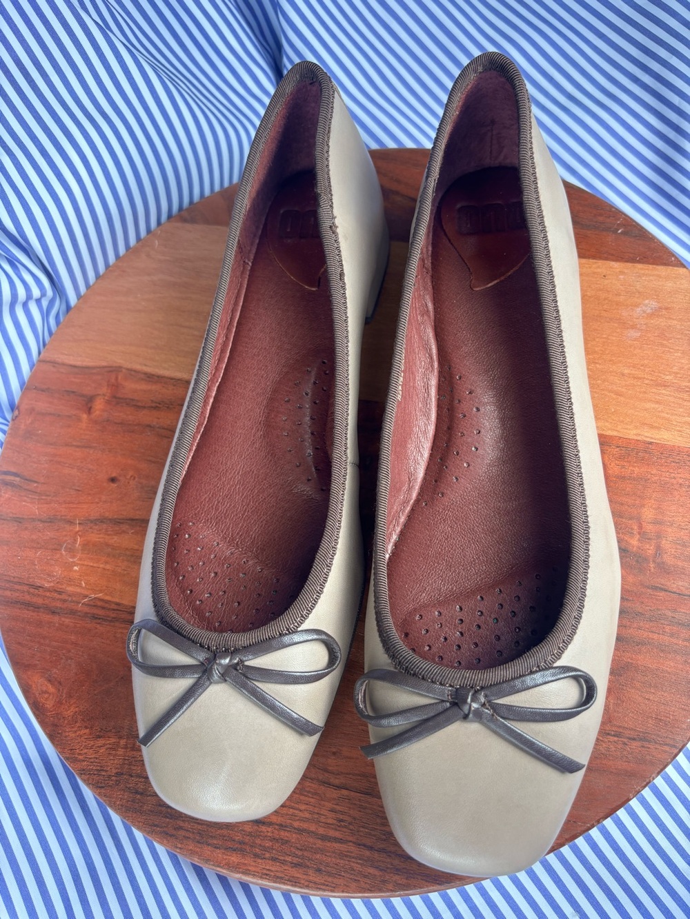 ONO by Born Women's Taupe Ballet Flats with Bow